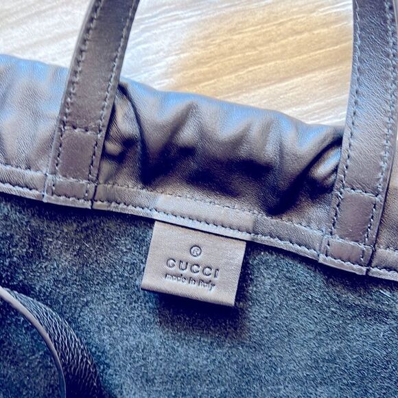 Gucci Logo Leather Drawstring Backpack with attached Wallet, Dust Bag NWT - Picture 9 of 12